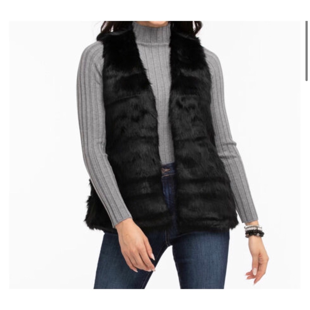 RICKI’S FAUX FUR VEST